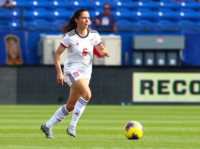 Mar 11, 2020; Frisco, Texas, USA; Spain midfielder Aitana Bonmati (6) controls the ball against England in the 2020 She Believes Cup soccer series at Toyota Stadium.