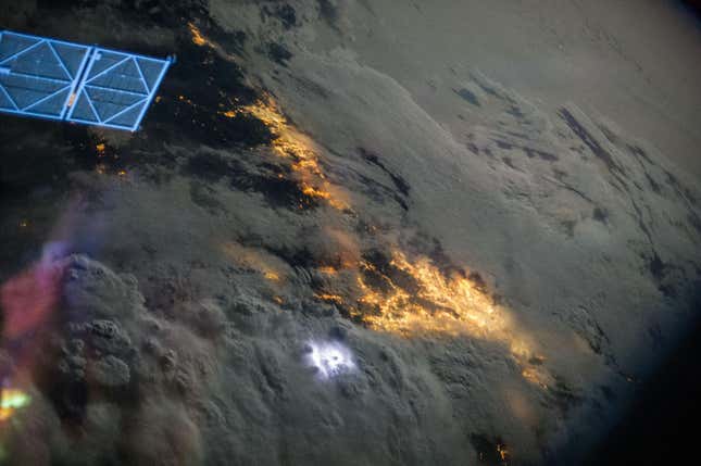 Image for article titled What lightning strikes look like from space