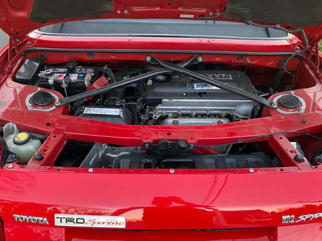 Image for article titled At $15,000, Could This 2001 Toyota MR2 Spyder Snare A Buyer?