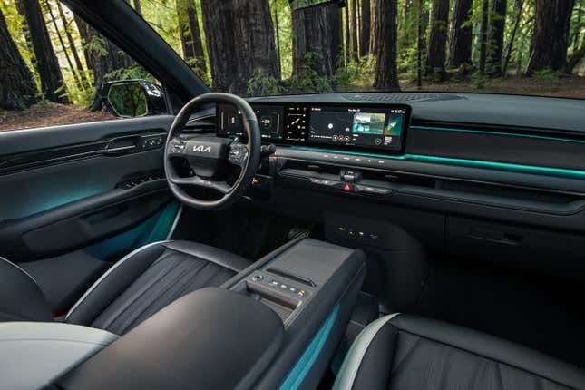 Image for article titled 2024 Kia EV9 Electric Three-Row SUV Promises 300 Miles of Battery Range in the U.S.