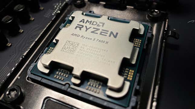 AMD Ryzen 5 7600X