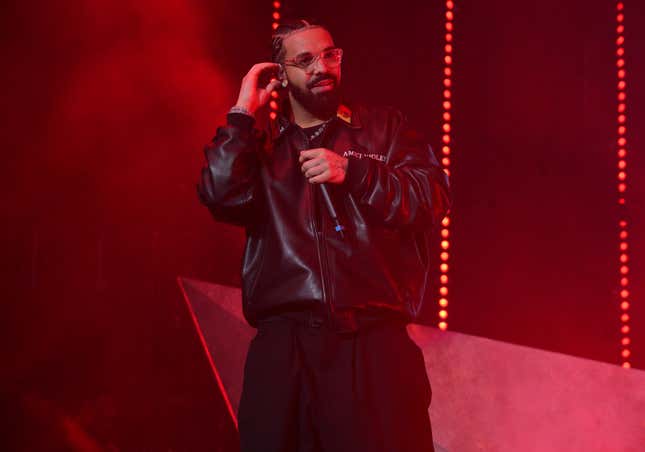 Drake performs onstage during “Lil Baby &amp; Friends Birthday Celebration Concert” at State Farm Arena on December 9, 2022 in Atlanta, Georgia. 