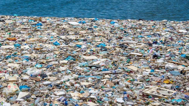 Image for article titled Promising Report Finds Great Pacific Garbage Patch Could Support Full-Scale Ground War By 2040