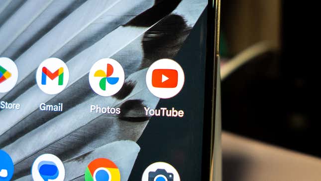 A photo of the YouTube logo on an Android home screen 