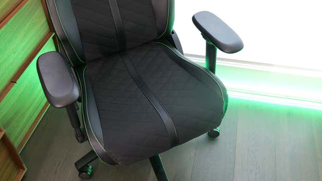 Razer Enki seat