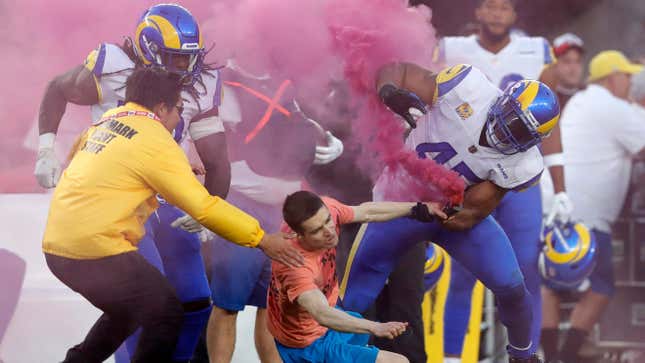 Image for article titled Bobby Wagner joined an elite group on Monday: The ‘athletes who have pounced on fans for invading the field’ club