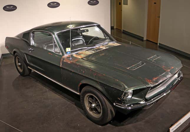 Image for article titled These Are Your Favorite Ford Mustangs