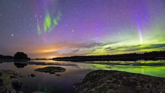 Image for article titled 10 of the Best Places to See the Northern Lights in the U.S.