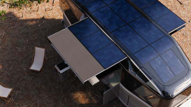 Lightship'in çatısındaki güneş panellerinin bir fotoğrafı. 