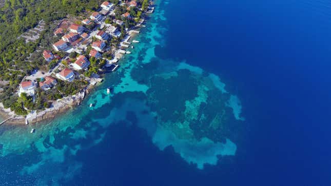 Imagen para el artículo titulado Encuentran una “carretera” de hace 7.000 años en el fondo del mar Mediterráneo