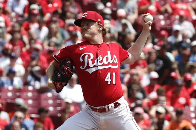 Jul 20, 2023; Cincinnati, Ohio, USA; Cincinnati Reds starting pitcher Andrew Abbott (41) throws against the San Francisco Giants during the first inning at Great American Ball Park.