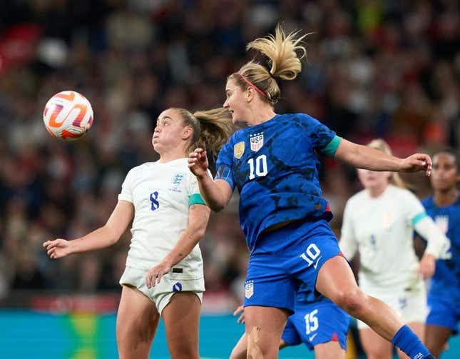 Oct 7, 2022; London, ENG; England midfielder Georgia Stanway (8) under pressure from United states midfielder Lindsey Horan (10) in the match between United States and England at Wembley Stadium.