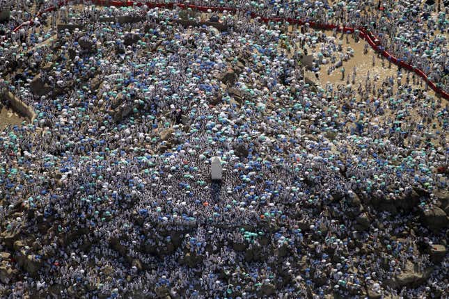 Image for article titled The Hajj’s massive scale, seen from the air