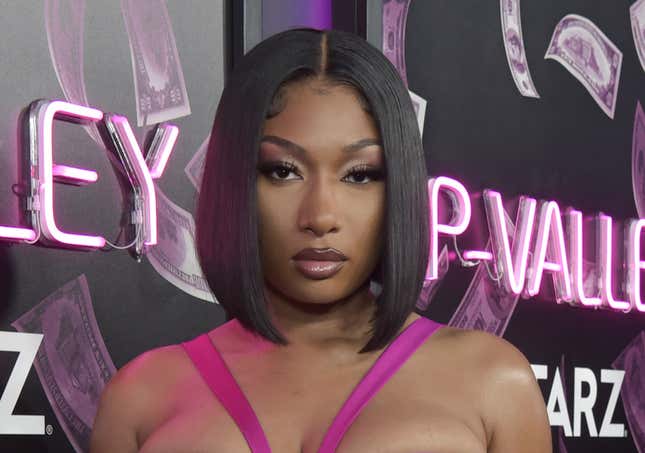 Image for article titled Live From New York, It’s Hot Girl Live: Megan Thee Stallion Returns to SNL as Host, Musical Guest on Oct. 15