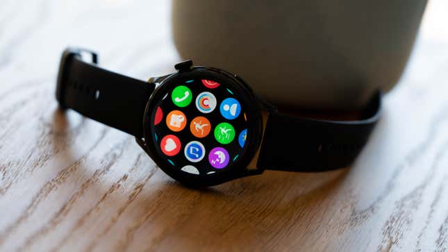 El grid de aplicaciones recuerda mucho al del Apple Watch.