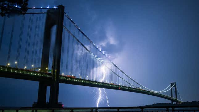 Image for article titled The 15 Longest Suspension Bridges in America
