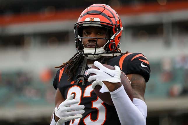 Dec 11, 2022; Cincinnati, Ohio, USA; Cincinnati Bengals cornerback Tre Flowers (33) during warmups prior to the game against the Cleveland Browns at Paycor Stadium.