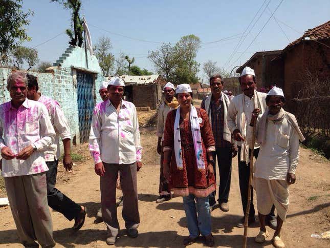 Aam Aadmi Party candidate Maya Vishwakarma campaigning in Hoshangabad, Madhya Pradesh.