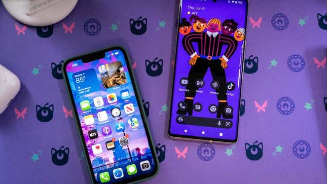 Imagen para el artículo titulado Siete no tan nuevas funciones del iPhone 14 que llevan existiendo desde hace tiempo en Android