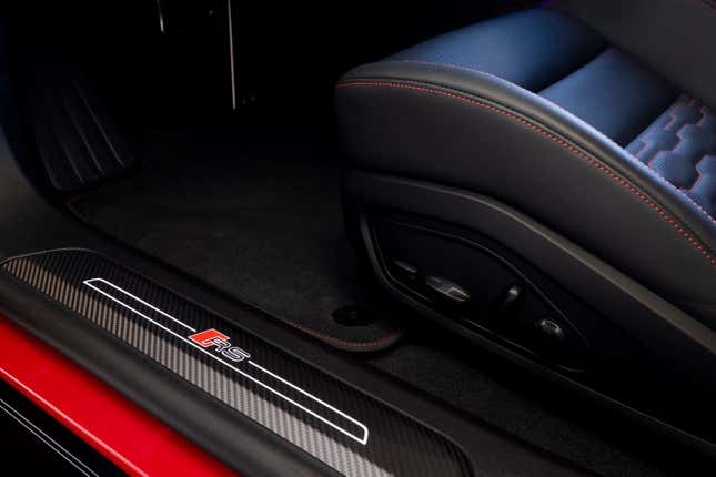 Image for article titled 2022 E-Tron GT And RS E-Tron GT: The Hardest To Learn Is The Least Complicated