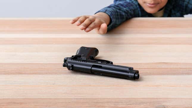 Image for article titled Officer&#39;s son, 12, accidentally Shoots Mom Dead: A cautionary tale