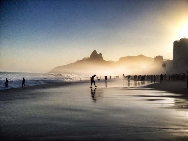 Image for article titled Photos: Stunning winners from the 2015 iPhone Photography Awards