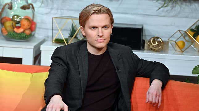 Image for article titled Report: Ronan Farrow Has Been Asking People About You