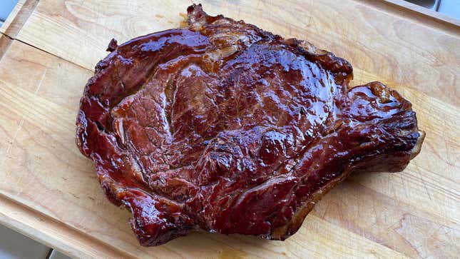 Image for article titled For a Better Ribeye, Combine Sous-Vide and Smoke
