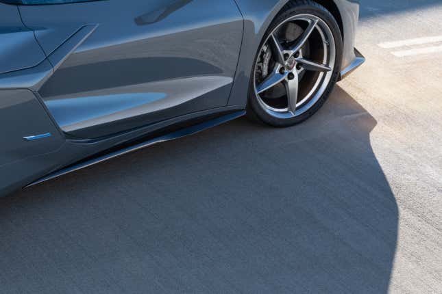 2024 chevrolet corvette e-ray c8
