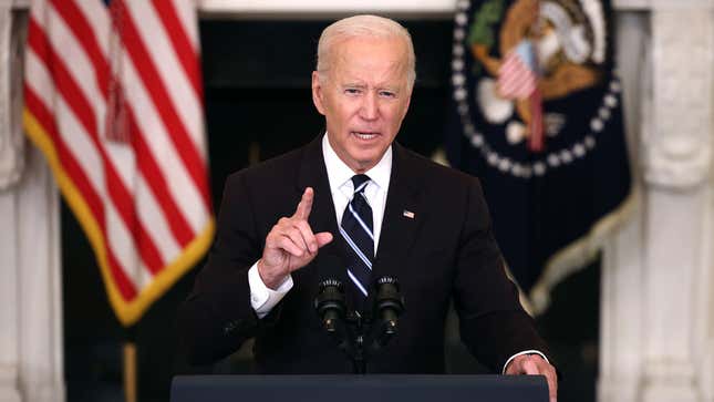 Image for article titled Biden Announces Nation Can Stay Up Till 9:30 Tonight