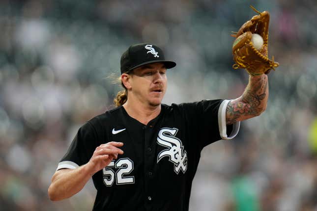 Mike Clevinger debuts as a Chicago White Sox