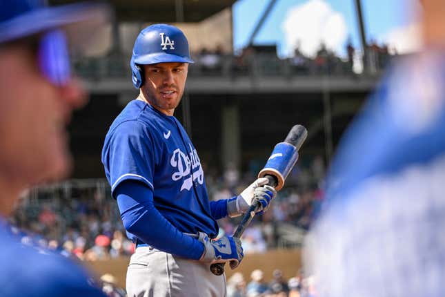 Freddie Freeman loosens up in the on-deck circle during a spring training game between the Arizona Diamondbacks and Los Angeles Dodgers on March 23, 2023.