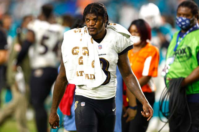 Image for article titled Winning seven NFL games in a row is hard — or is it?