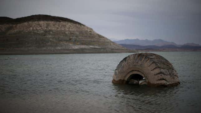 Image for article titled Lake Mead’s Water Supply Has Dropped to the Lowest Level Since the Hoover Dam Was Built