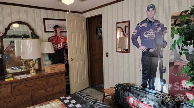 i-can-t-stop-thinking-about-the-dale-earnhardt-house