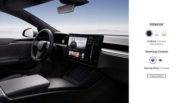 Screenshot of the Tesla Model S configuration site depicting the option to choose a conventional steering wheel or yoke.