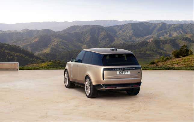 Image for article titled The 2022 Land Rover Range Rover Gets Three Rows And A Future Electric Version