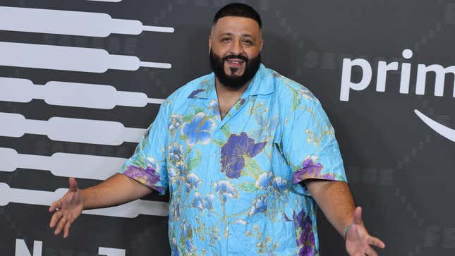 Image for article titled Major Key Alert: DJ Khaled launches delivery-only wing restaurant