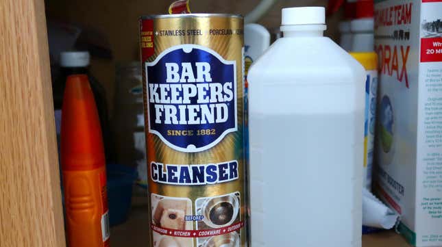 Image for article titled All the Ways You Can Use Bar Keepers Friend (but Aren&#39;t)