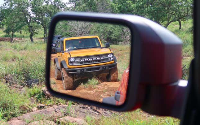 Image for article titled Best Reviews 2021: The 2021 Ford Bronco Is The Compromised Off-Road Beast You Dreamed It Would Be