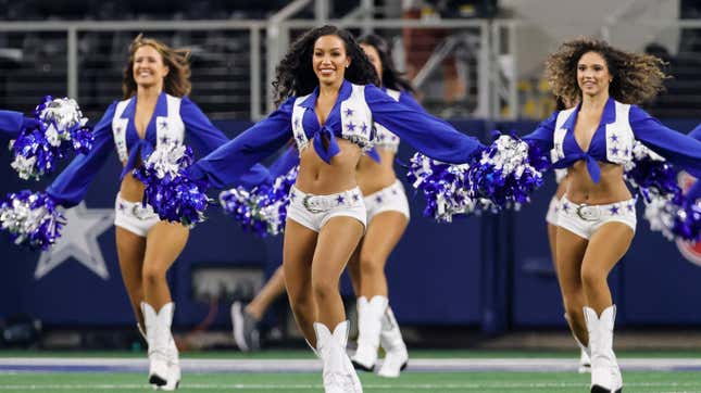 Columnist: Time for NFL to end use of cheerleaders