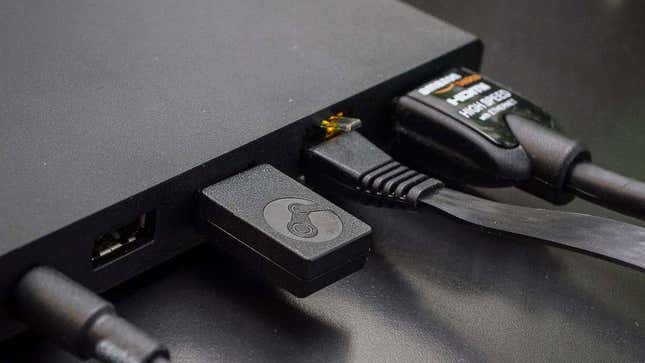 Imagen para el artículo titulado Valve probará suerte con una consola portátil al estilo Nintendo Switch
