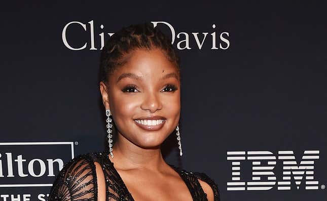 Image for article titled The Little Mermaid&#39;s Halle Bailey Will Never Let Racist Trolls Steal Her Joy