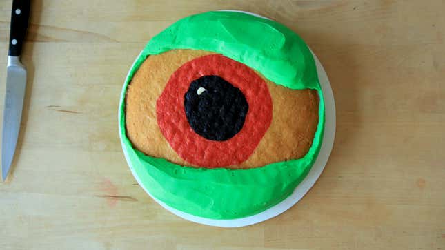 Image for article titled Make This Easy Halloween Eyeball Cake Using Any Cake Batter