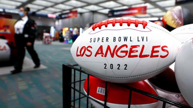 Image for article titled The Essential Guide to Super Bowl LVI for Those Who Are Clueless