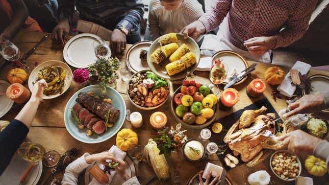 Image for article titled How to Actually Enjoy Thanksgiving, Even If You’re the One Cooking