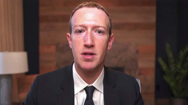El director ejecutivo de Facebook, Mark Zuckerberg, testifica ante el Comité de Energía y Comercio de la Cámara de Representantes en el Capitolio de Estados Unidos en Washington, el jueves 25 de marzo de 2021