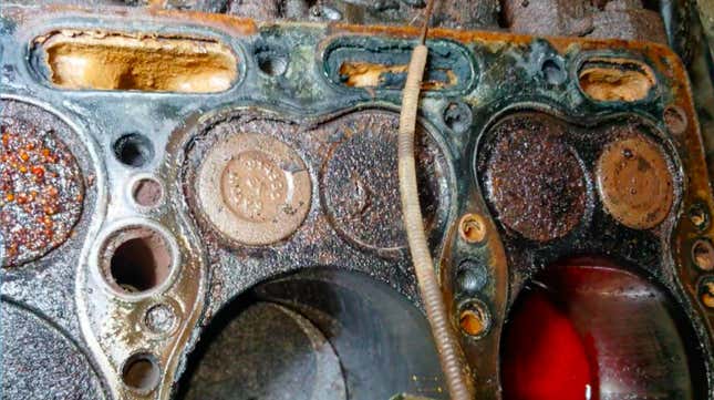 Image for article titled I Bought The World's Most Hopeless Jeep. Bringing It Back To Life Was A Miracle That Nearly Broke Me