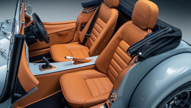 Image for article titled Morgan Updates The Plus Four And Plus Six, Invent New Kind Of Glove Box