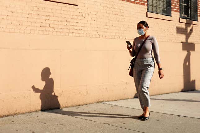 Image for article titled Some Women Want to Keep Wearing Masks to Deflect the Male Gaze